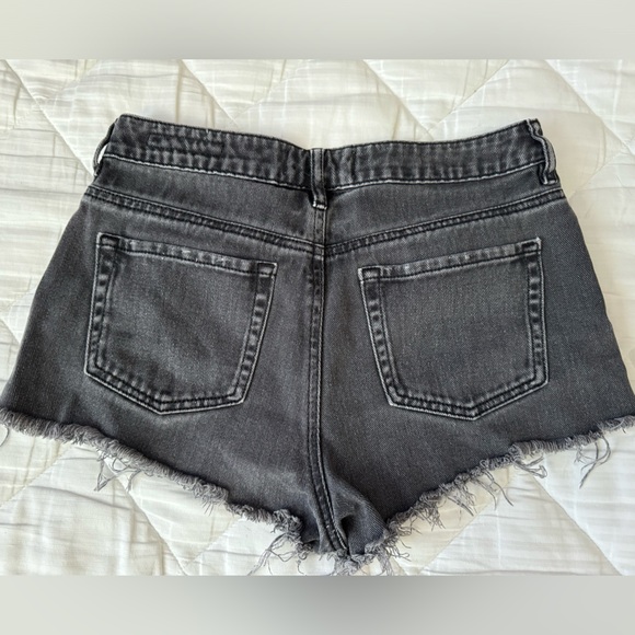 PacSun Ripped High Rise Jean Shorts - Picture 2 of 3